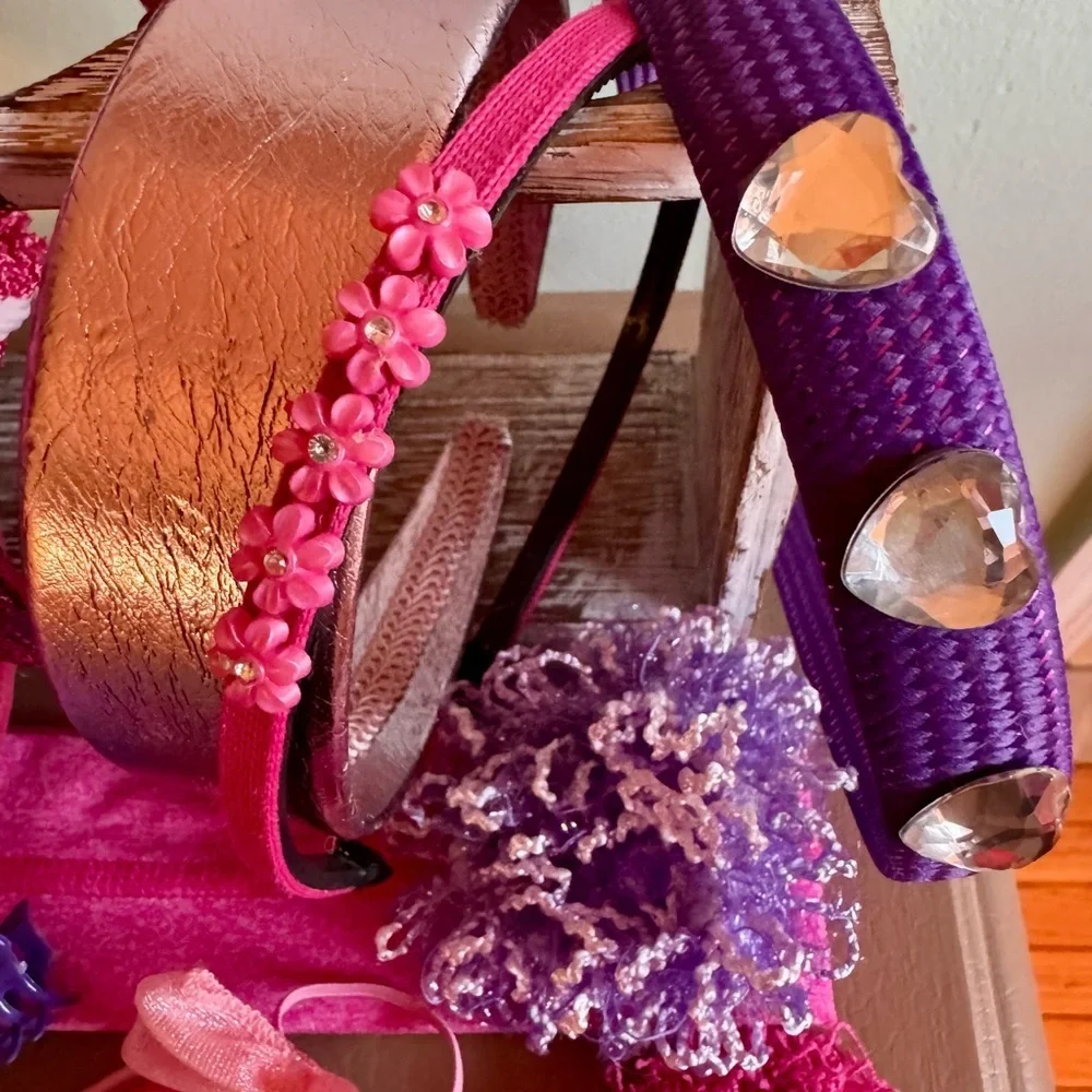 Assortment pink & purple hair accessories for tweens/teens